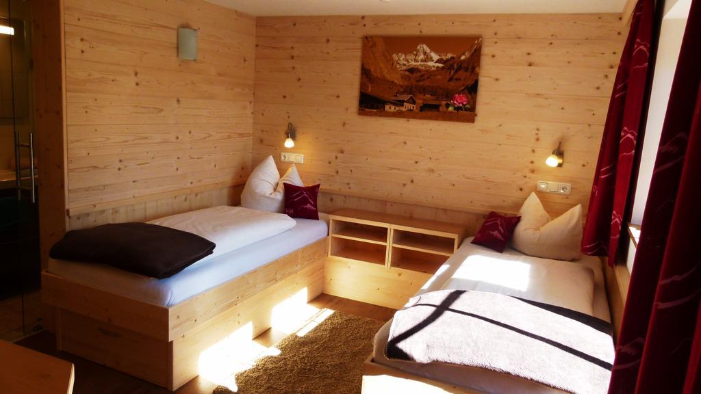 Apartmenthaus Innerkratzerhof Prägraten Kültér fotó