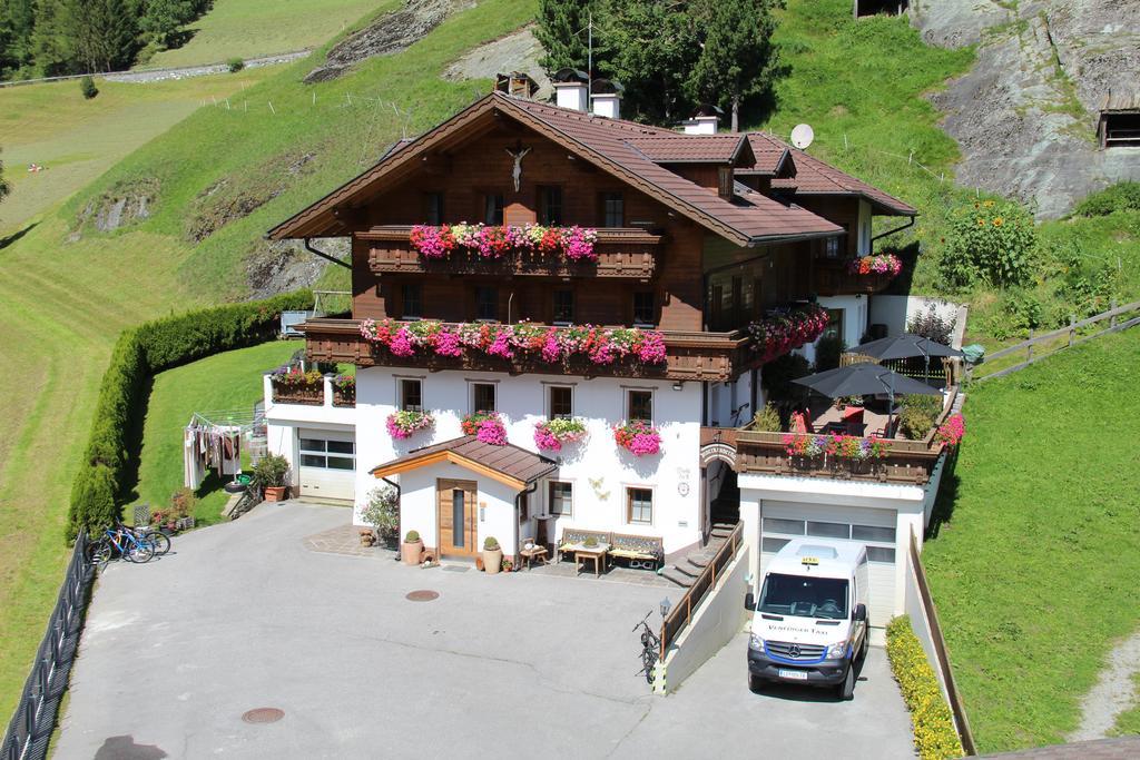 Apartmenthaus Innerkratzerhof Prägraten Kültér fotó
