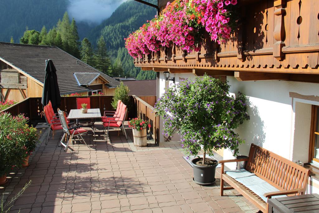 Apartmenthaus Innerkratzerhof Prägraten Kültér fotó